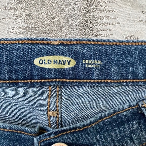 πΈ3/$25 Old Navy Classic High Rise Straight Leg Jeans, Medium Wash, Size 8 Short - Picture 8 of 9